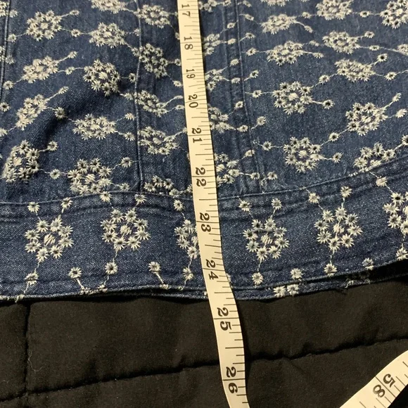 Denim&Co ~ Blue and White Patterned Jacket (XL) - Picture 8 of 14